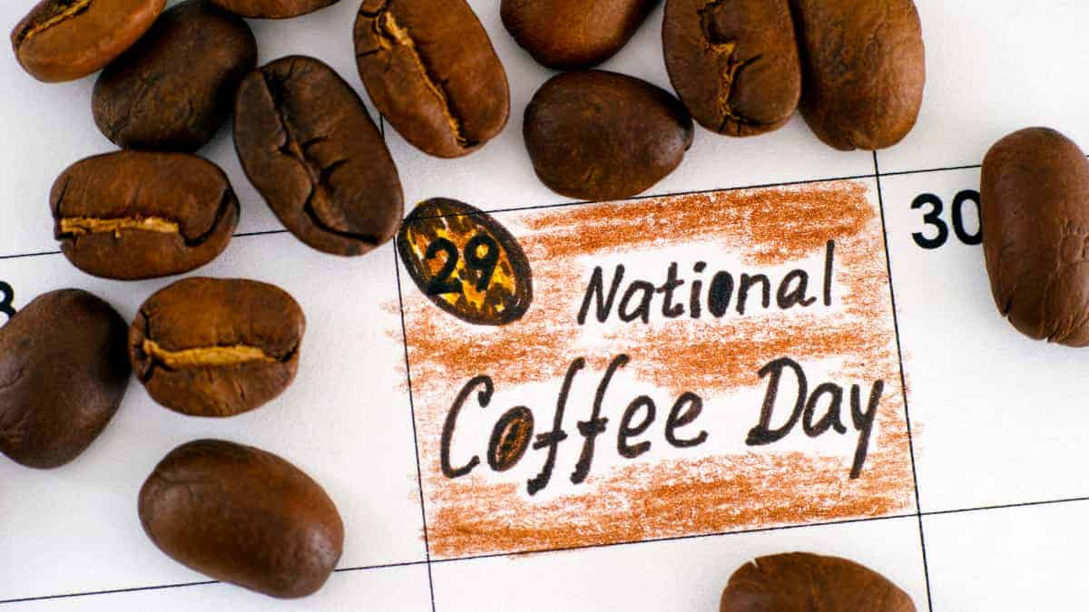 30 Funny National Coffee Day Memes To Make You Laugh Coffee Levels