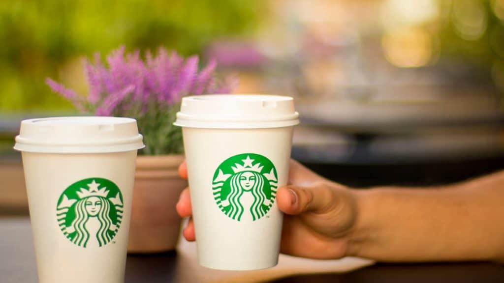 how-much-do-starbucks-baristas-make-per-hour-average-pay