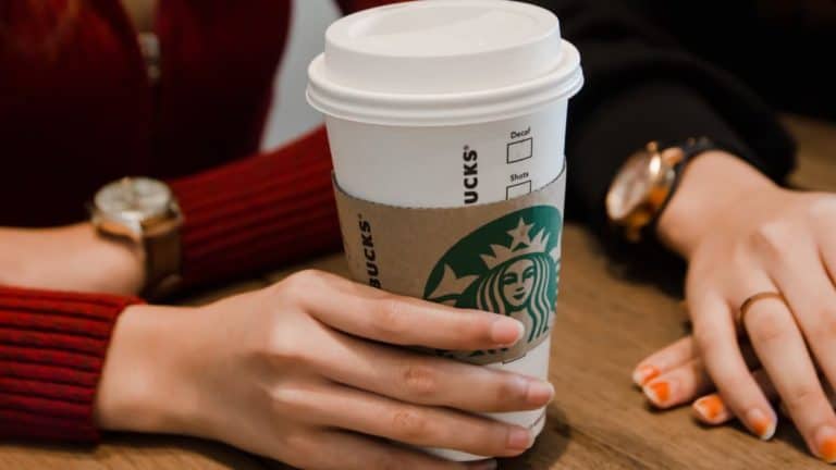 Starbucks Coffee Traveler: What It Is, How to Order, Prices
